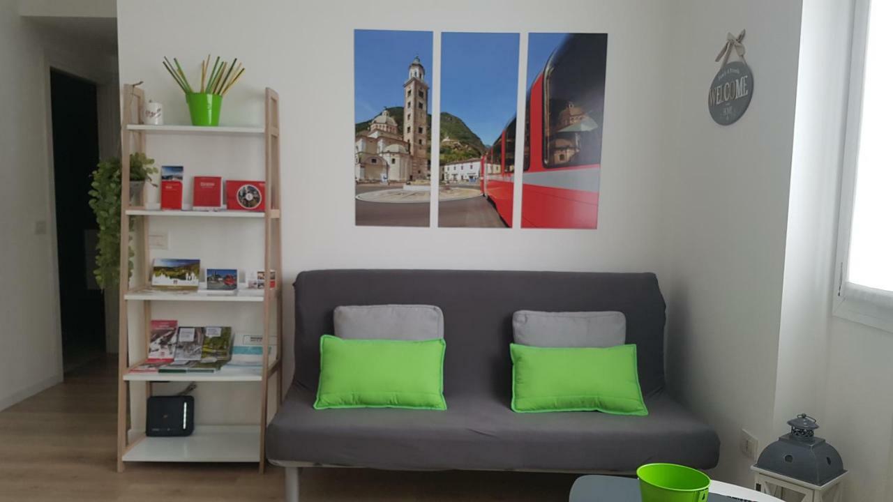 Le Stanze Del Trenino Rosso Apartment ตีราโน ภายนอก รูปภาพ